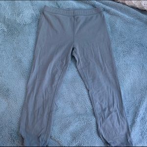 Alo Yoga Capri Leggings